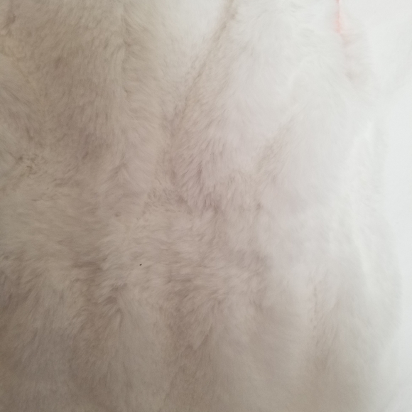 First Impressions Bear Hooded White Faux Fur Vest 18 Months - Picture 12 of 12